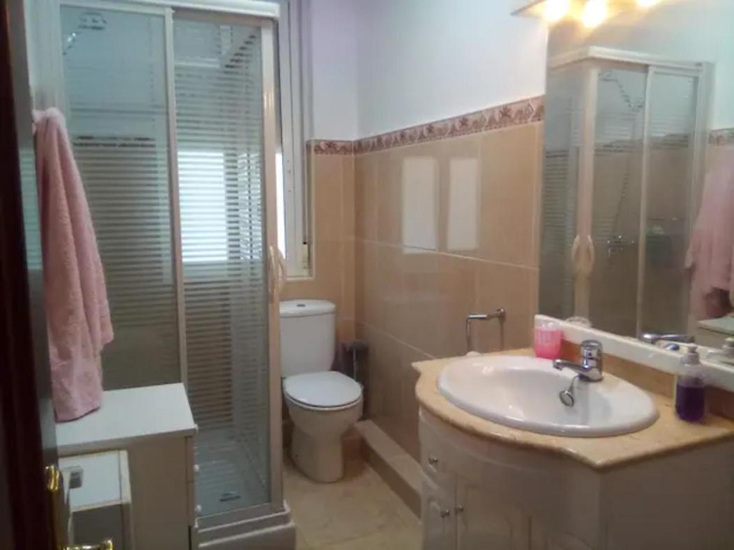Las Golondrinas Habitacion En Piso Centrico Para Una O Dos Personas Zaragoza Exterior photo